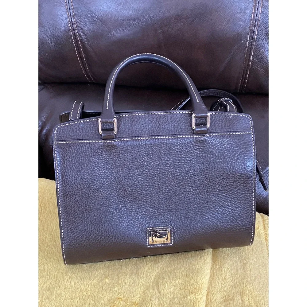 Dooney & Bourke Pebbled Leather Black Satchel VTG Purse Bag Excellent Crossbody